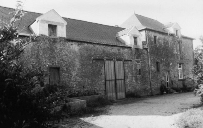 13 maison de la Cour du bourg