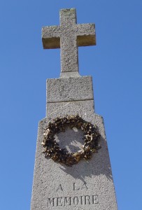 5 Le monument aux morts (détail)